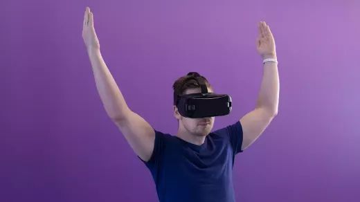 What are Virtual Reality Haptic Gloves?